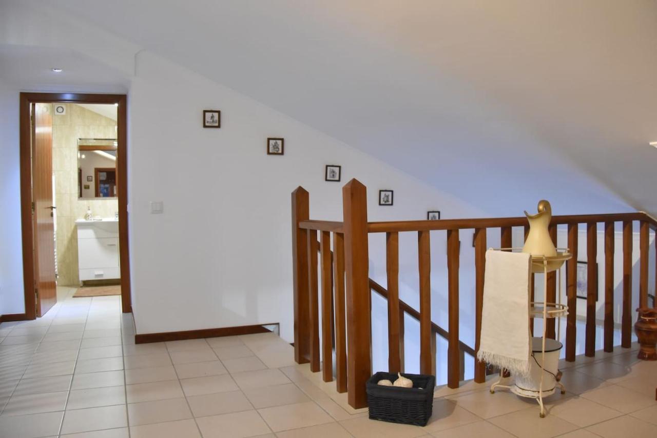 Casa Mouramortina ヴィーラ・ノーヴァ・デ・ポイアレス エクステリア 写真