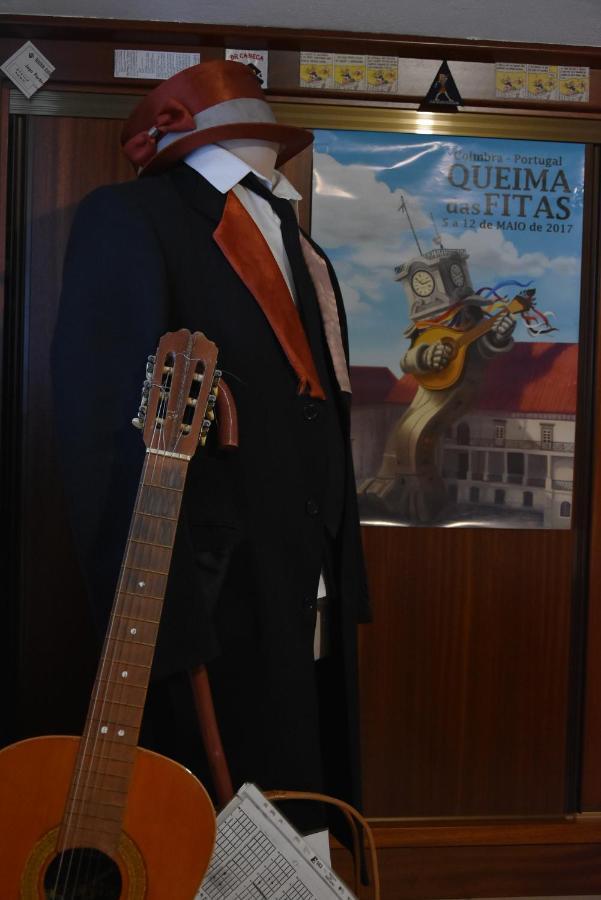 Casa Mouramortina ヴィーラ・ノーヴァ・デ・ポイアレス エクステリア 写真